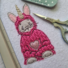 Lade das Bild in den Galerie-Viewer, CozyBunny- STICK 10x10