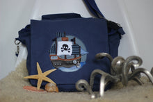 Lade das Bild in den Galerie-Viewer, Piratenschiff - STICK 20x30