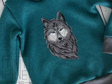 Lade das Bild in den Galerie-Viewer, Boho Wolf - STICK 10x10