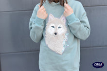 Lade das Bild in den Galerie-Viewer, Boho Wolf - STICK 10x10