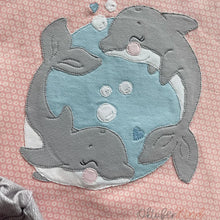 Lade das Bild in den Galerie-Viewer, Delfinliebe - STICK 16x26