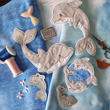 Lade das Bild in den Galerie-Viewer, Delfinliebe - STICK 10x10