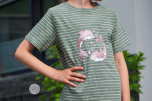 Lade das Bild in den Galerie-Viewer, Delfinliebe - PLOTT