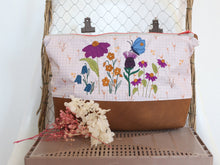 Lade das Bild in den Galerie-Viewer, Flowers - STICK 20x30