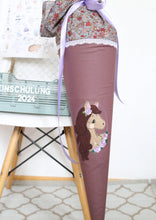 Lade das Bild in den Galerie-Viewer, Little Beauty Pony - STICK 13x18