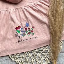 Lade das Bild in den Galerie-Viewer, Flowers - PLOTT