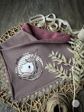 Lade das Bild in den Galerie-Viewer, Magical Unicorn - PLOTT