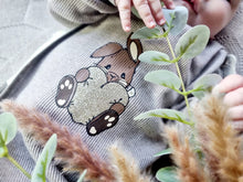 Lade das Bild in den Galerie-Viewer, KuschelMümmel - PLOTT