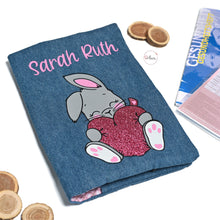 Lade das Bild in den Galerie-Viewer, KuschelMümmel - PLOTT