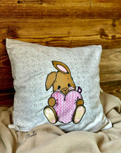 Lade das Bild in den Galerie-Viewer, KuschelMümmel - PLOTT