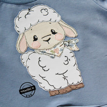 Lade das Bild in den Galerie-Viewer, kleines Lamm - STICK 15x24
