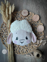 Lade das Bild in den Galerie-Viewer, kleines Lamm - PLOTT