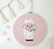 Lade das Bild in den Galerie-Viewer, kleines Lamm - STICK 10x10