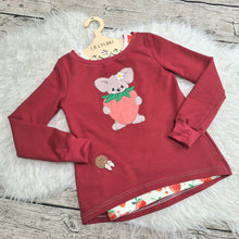 Lade das Bild in den Galerie-Viewer, Erdbeermaus - STICK 20x30