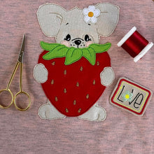 Lade das Bild in den Galerie-Viewer, Erdbeermaus - STICK 18x30