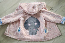 Lade das Bild in den Galerie-Viewer, Blumen Elefant - STICK 18x30