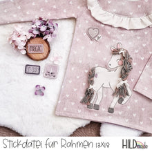 Lade das Bild in den Galerie-Viewer, Stickdatei Einhorn und Pferd von HILDmade für die Stickmaschine Rahmengröße 13x18
