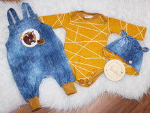 Lade das Bild in den Galerie-Viewer, Hörnchen - PLOTT