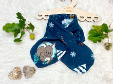 Lade das Bild in den Galerie-Viewer, Hörnchen - STICK 15x24