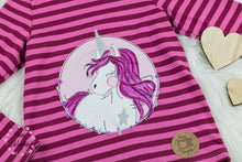 Lade das Bild in den Galerie-Viewer, WinterEinhorn - STICK 18x30