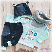 Lade das Bild in den Galerie-Viewer, Astronaut - STICK 10x10