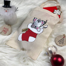 Lade das Bild in den Galerie-Viewer, SockenKatze - PLOTT