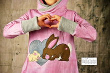 Lade das Bild in den Galerie-Viewer, Hasenliebe - STICK Kombi