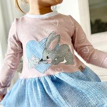 Lade das Bild in den Galerie-Viewer, Hasenliebe - STICK Kombi