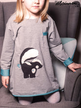 Lade das Bild in den Galerie-Viewer, Stinktier - STICK 16x26