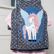 Lade das Bild in den Galerie-Viewer, Little Pegasus - STICK 20x30