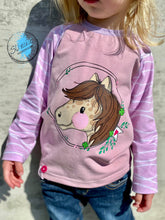 Lade das Bild in den Galerie-Viewer, Pferdeliebe - PLOTT