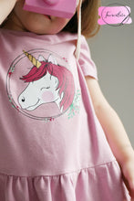 Lade das Bild in den Galerie-Viewer, Einhornliebe - PLOTT
