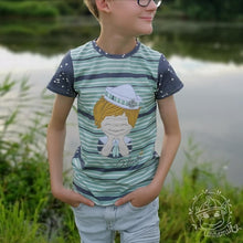 Lade das Bild in den Galerie-Viewer, Ahoi Matrose Junge - STICK 16x26
