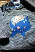 Lade das Bild in den Galerie-Viewer, Karlchen Krake - PLOTT