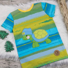 Lade das Bild in den Galerie-Viewer, Sally und Sam Schildkröte - STICK 18x30