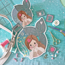 Lade das Bild in den Galerie-Viewer, Meerjungfrau Button - STICK 18x30