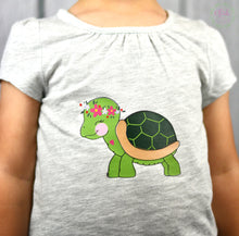 Lade das Bild in den Galerie-Viewer, Sally und Sam Schildkröte - PLOTT
