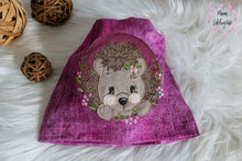 Lade das Bild in den Galerie-Viewer, kleiner Igel - STICK 18x30