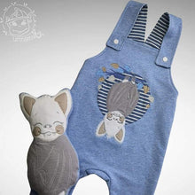 Lade das Bild in den Galerie-Viewer, Flatter Fledermaus - STICK 18x30