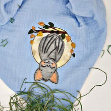 Lade das Bild in den Galerie-Viewer, Flatter Fledermaus - STICK 10x10