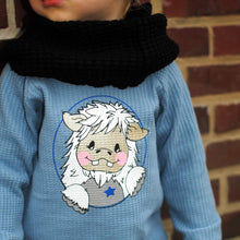 Lade das Bild in den Galerie-Viewer, kleiner Yeti - PLOTT