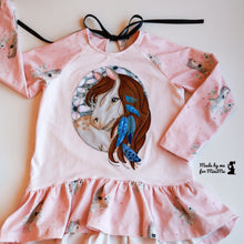 Lade das Bild in den Galerie-Viewer, BohoPferd - STICK 18x30