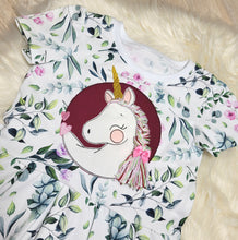 Lade das Bild in den Galerie-Viewer, 3D Einhorn und Pferd - STICK 15x24