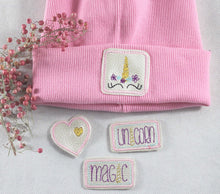 Lade das Bild in den Galerie-Viewer, 3D Einhorn und Pferd - STICK 15x24