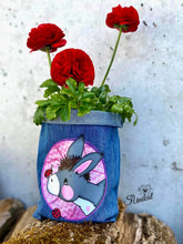 Lade das Bild in den Galerie-Viewer, Emil Esel - PLOTT