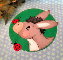 Lade das Bild in den Galerie-Viewer, Emil Esel - STICK 18x30