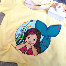 Lade das Bild in den Galerie-Viewer, Meerjungfrau Button - PLOTT