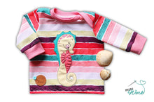 Lade das Bild in den Galerie-Viewer, Kleines Seepferdchen - STICK 13x18