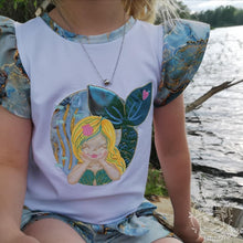 Lade das Bild in den Galerie-Viewer, Meerjungfrau Button - STICK 15x24