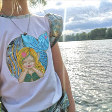 Lade das Bild in den Galerie-Viewer, Meerjungfrau Button - STICK 13x18